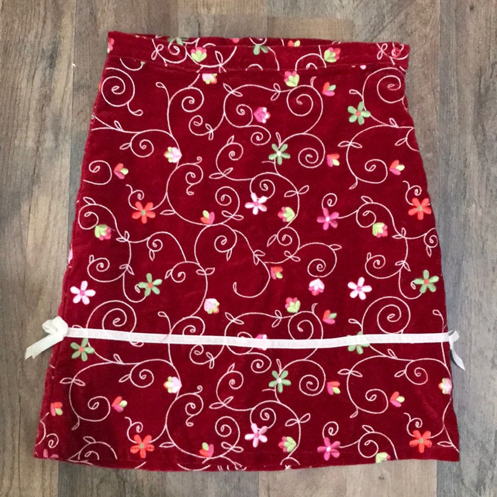 Red flower skirt